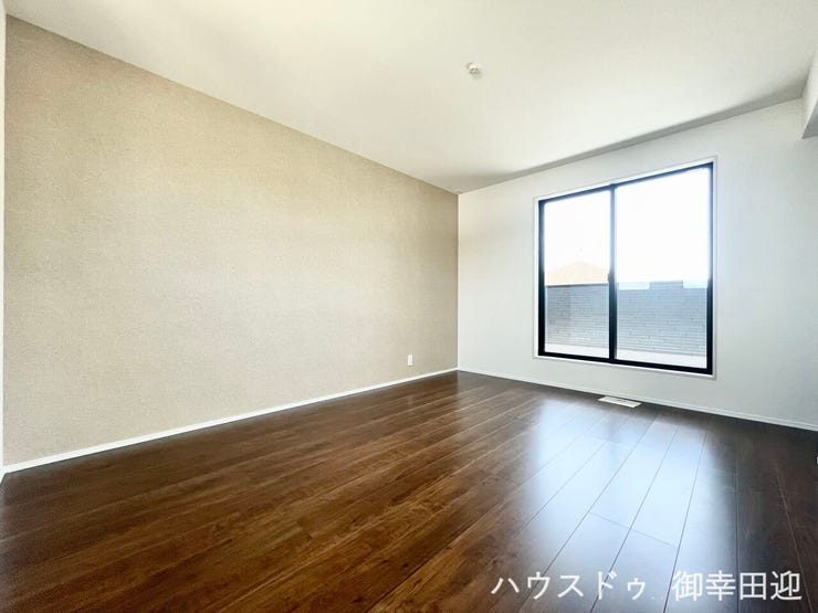 ■2階7.8帖洋室■心からリラックスできる静けさ、上質な眠りで、毎日をリセットします。明日への活力を養う空間です。