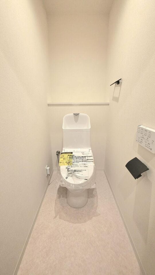 リフォームにて新調された、清潔で心地よいトイレ空間♪