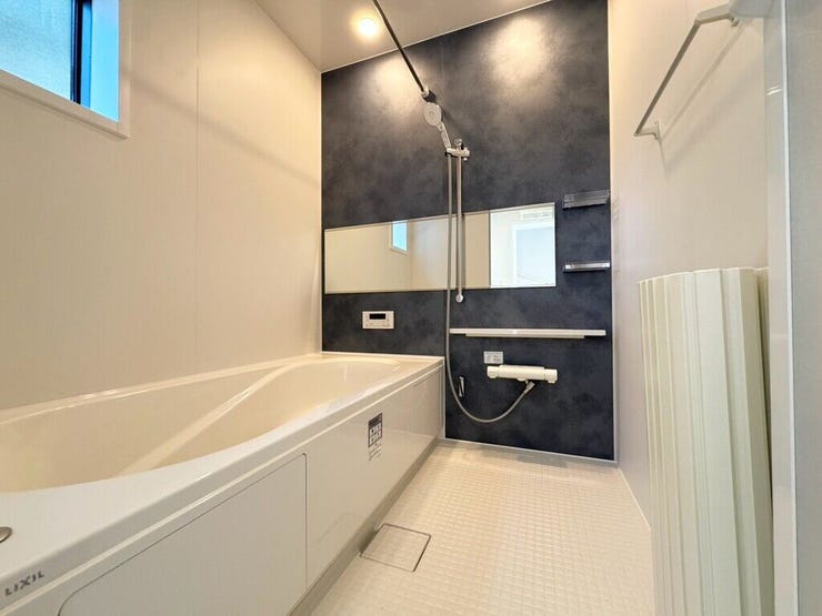 【Bathroom】リラックスできる空間で、一日の疲れを癒し、心身共にリフレッシュできます。