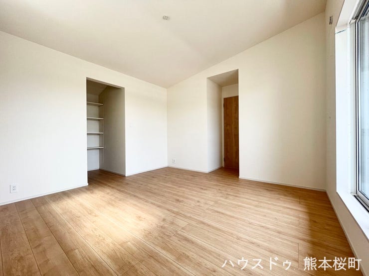 ■2階8.0帖洋室■心からリラックスできる静けさ、上質な眠りで、毎日をリセットします。明日への活力を養う空間です。