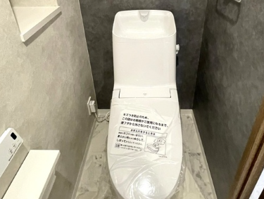 手洗い一体型のシャワートイレで、使いやすさと省スペースを両立。