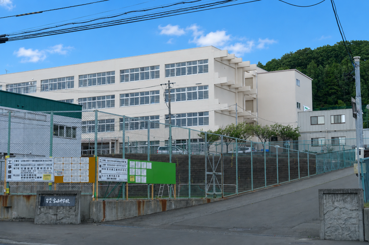宮の丘中学校