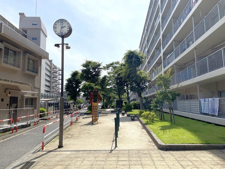 ◇敷地内に公園があり、子育て世帯にも嬉しい環境です♪
