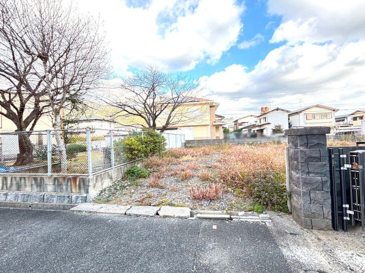 小倉南区沼本町 売地 建築条件無し♪更地♪徒歩10分圏内に商業施設多数有り♪沼小学校徒まで歩約8分♪