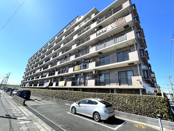 【外観】
◇JR武蔵野線「西浦和駅」まで徒歩約10分♪さらにバス乗車でJR浦和駅もご利用可能!
→通勤・通学にも便利な立地