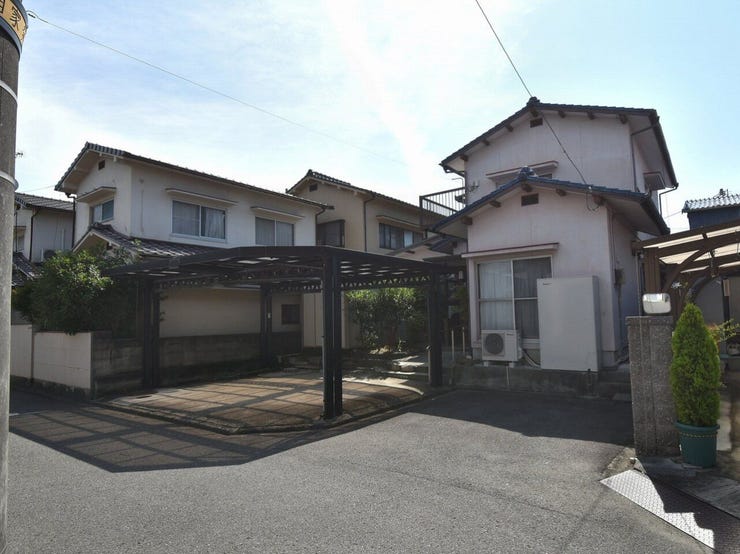 外観を北東側より撮影
