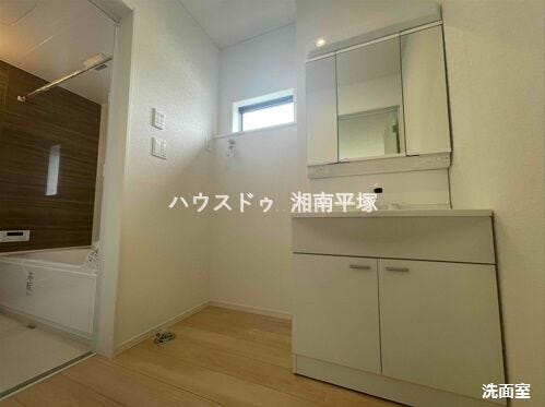 施工例
※本物件画像は取引する建物とは開口部・内装等の形状が異なります。