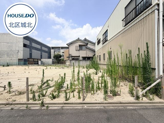 【外観】
●北区東長田町エリア●
◇杉村小学校:徒歩約9分
◇若葉中学校:徒歩約5分
◇ナフコトミダ杉栄店:徒歩約4分
◇ドラッグスギヤマ 杉栄店:徒歩約4分
◇すずらん公園:徒歩約2分