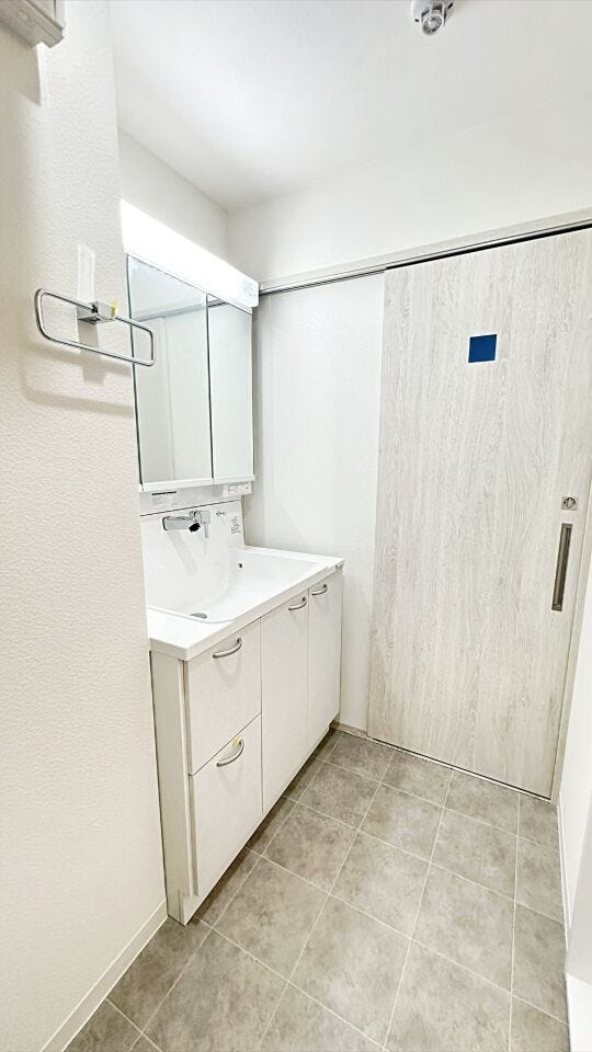 朝の支度も快適に。使いやすさにこだわった洗面空間