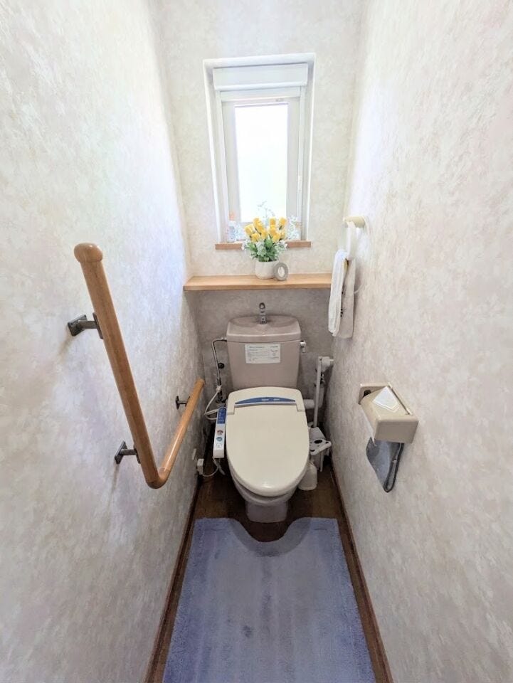 1階トイレ
トイレは1階、2階に設置されています!