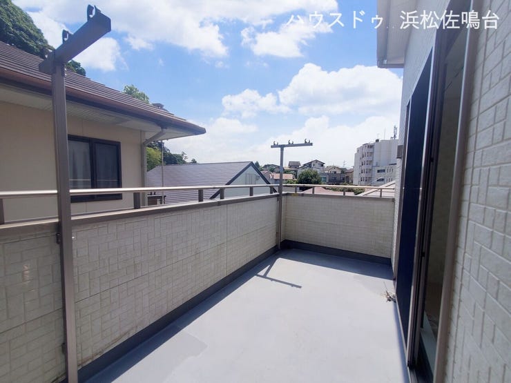 青空を望むバルコニー!ぜひ一度ご見学下さいませ。