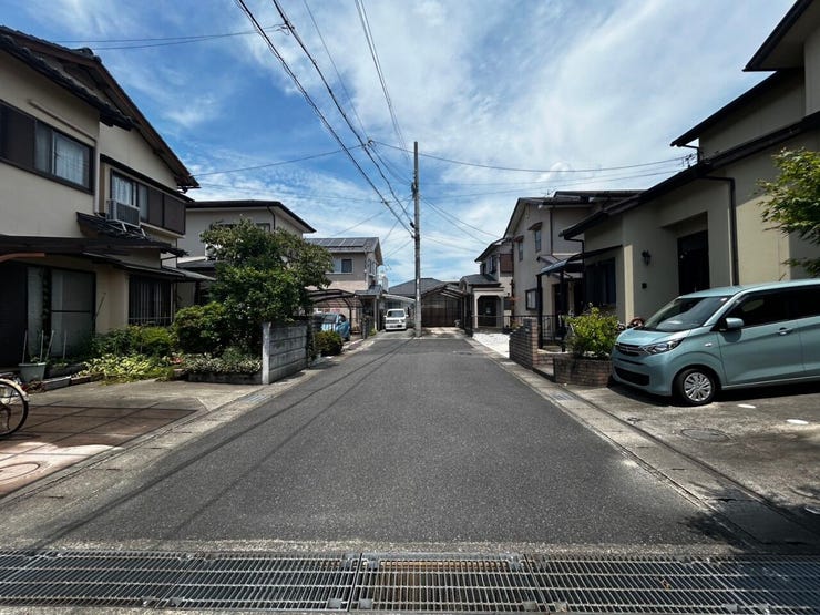 前面道路は南側で日当り良好◎