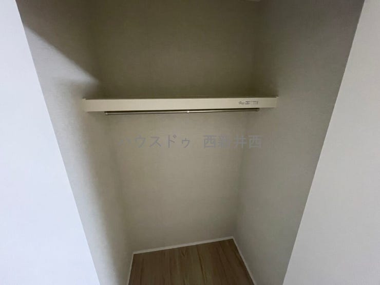 1階洋室3収納スペース