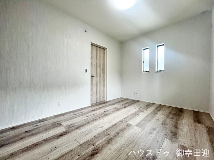■2階6.5帖洋室■心からリラックスできる静けさ、上質な眠りで、毎日をリセットします。明日への活力を養う空間です。