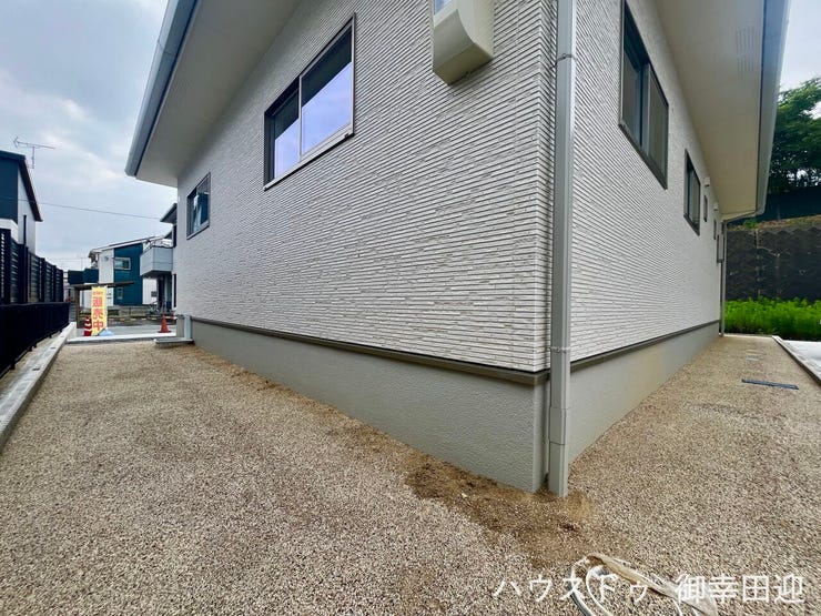 ■遊びと安らぎの多目的空間■子どもが安全に遊べ、ペットと触れ合い、大人も自然に癒やされる、暮らしを彩るスペースです。