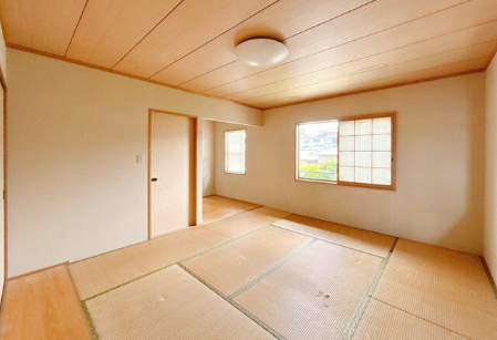 2階8畳和室