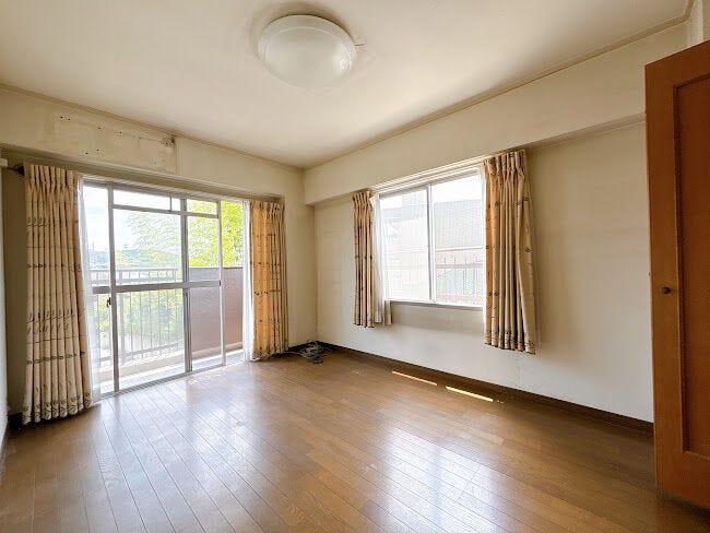2面採光で風通しの良いお部屋です。