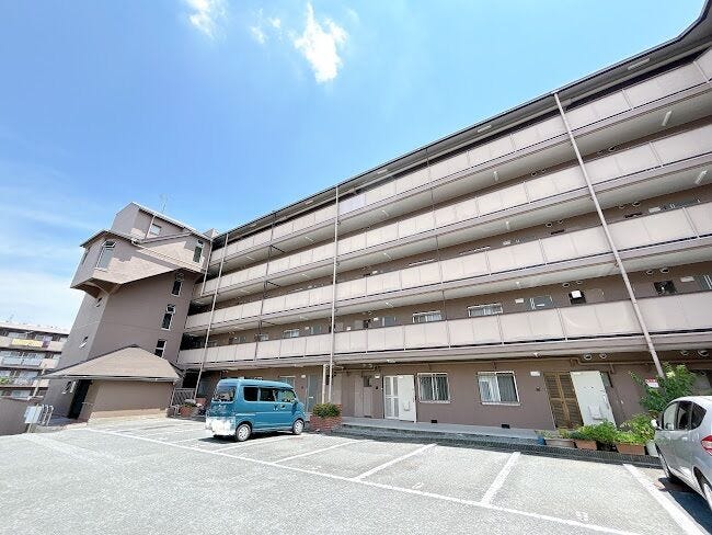 閑静な住宅地で子育て環境にもピッタリです◎