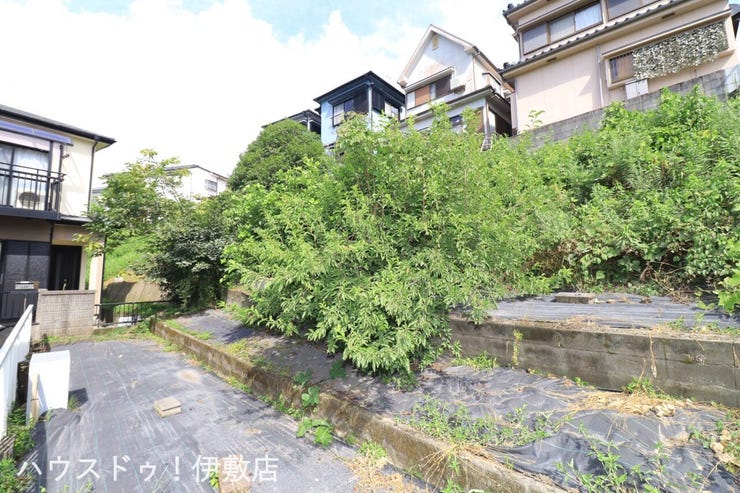 【庭】
建物裏側に庭付!