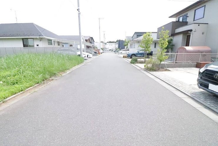 前面道路:西側
幅員6.0m