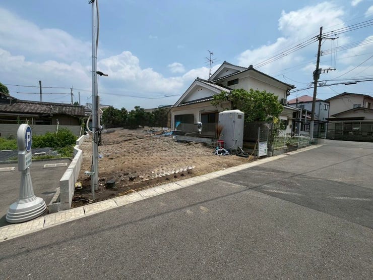 左側から見た外観です~建築中です~