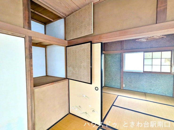 豊富な収納スペースを備えた居室。お部屋全体をすっきりと見せることができ、心地よい住空間を保てます。