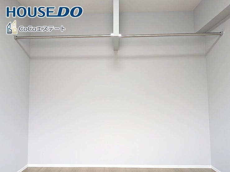 □■バルコニー■□
収納力たっぷりのハンガーラック♪