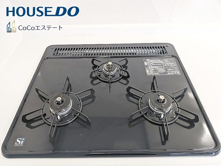 □■三口コンロ■□
同時にお料理が可能♪
煮物と炒め物と汁物と一度に作れます。