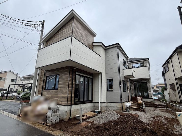 殿平賀小学校×小金北中学校学区!殿平賀小学校までは徒歩約3分(約150m)の距離なので、小さなお子様にとっても◎