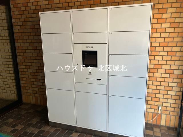 ベビーカーや三輪車での移動、重たい荷物を運ぶときなど、エレベーターは生活必需品ですね♪