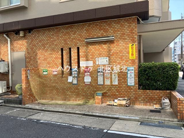 マンションの横にゴミステーションがあり、ゴミ出しもすぐにできます。