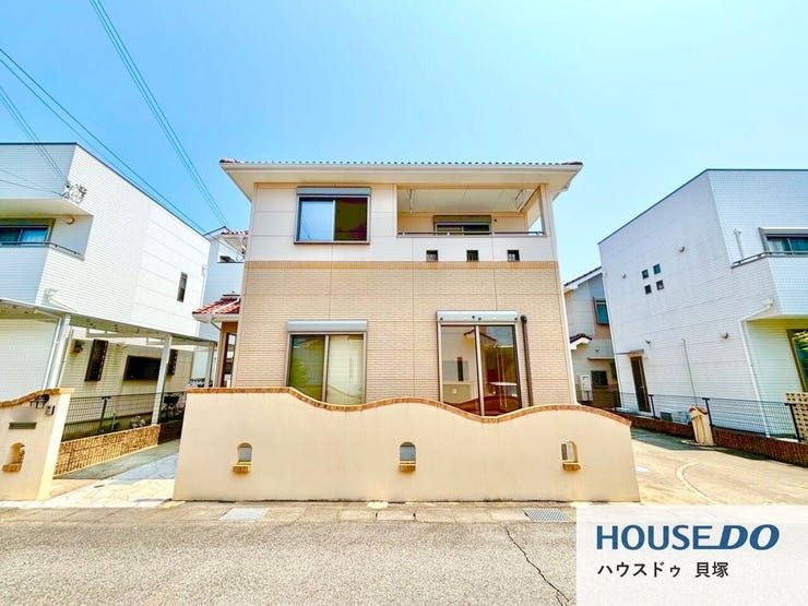 【外観】
買い物など毎日の生活にも便利な立地です☆