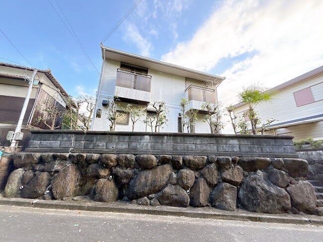 あたたかな陽が差し込み、優しい風が吹き込む陽当り・通風良好な立地です。