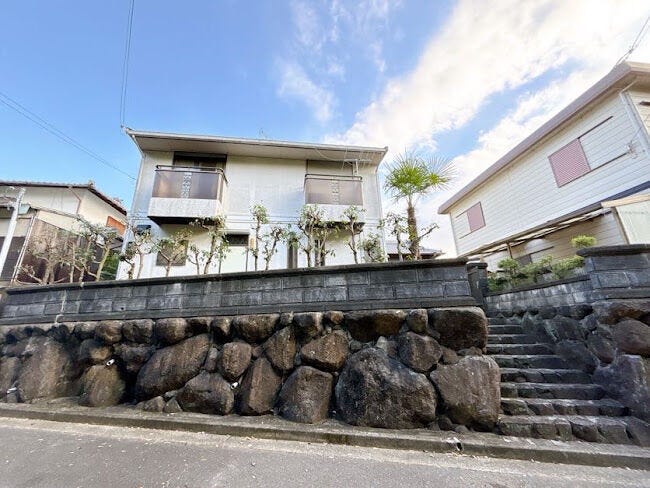 付近には緑や山など多く、豊かな自然の風景を望んでいただけます◎