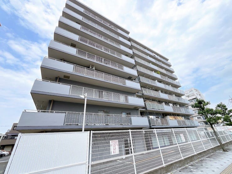 付近には緑や山など多く、豊かな自然の風景を望んでいただけます◎