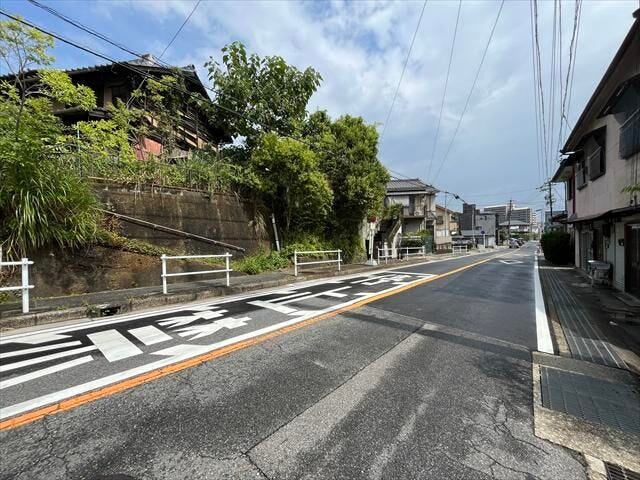・マックスバリュ有松駅前店まで徒歩10分(約740m)
・スギ薬局 有松店まで徒歩17分(約1290m)