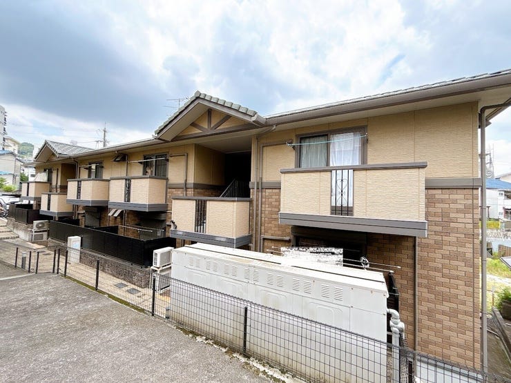 静かで落ち着いた閑静な住宅地です。
子育て世代の生活環境としても最適です◎