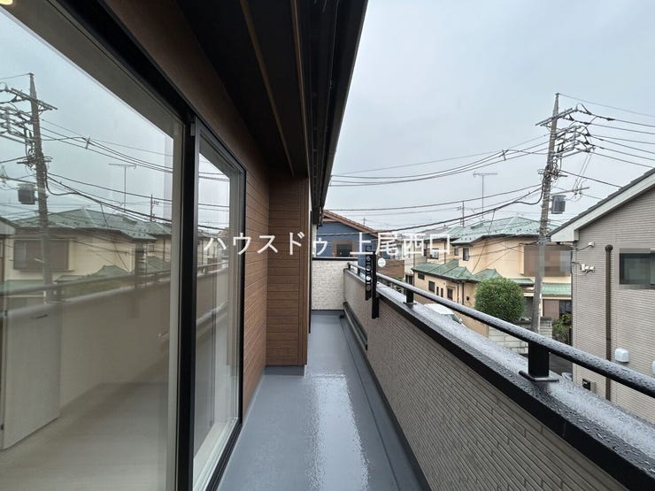 2部屋から行き来できる続きワイドバルコニー