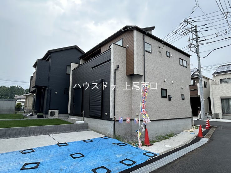 【外観】
JR「桶川駅」まで徒歩11分!教育施設、買い物施設徒歩圏内の利便性の高い住環境です