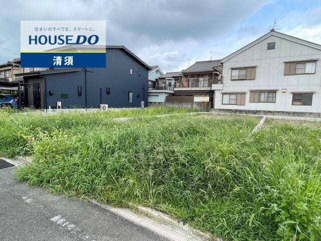 現地外観写真です。
二ツ杁駅まで徒歩10分!