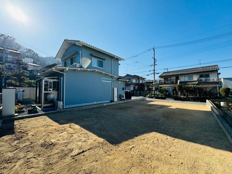 住宅を建てるのに適した広さ50坪、大通りから離れた閑静な住宅街です。