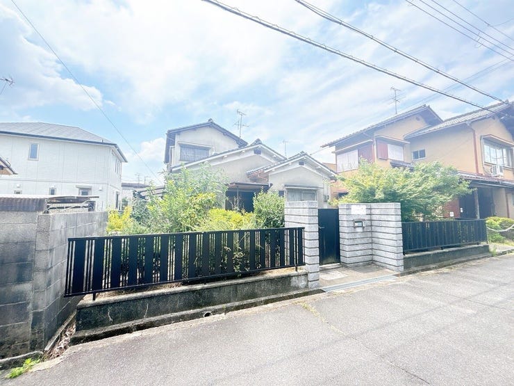自然とうまく調和した環境の良い地域です。
毎日を快適に気持ちよく過ごしていただけます。