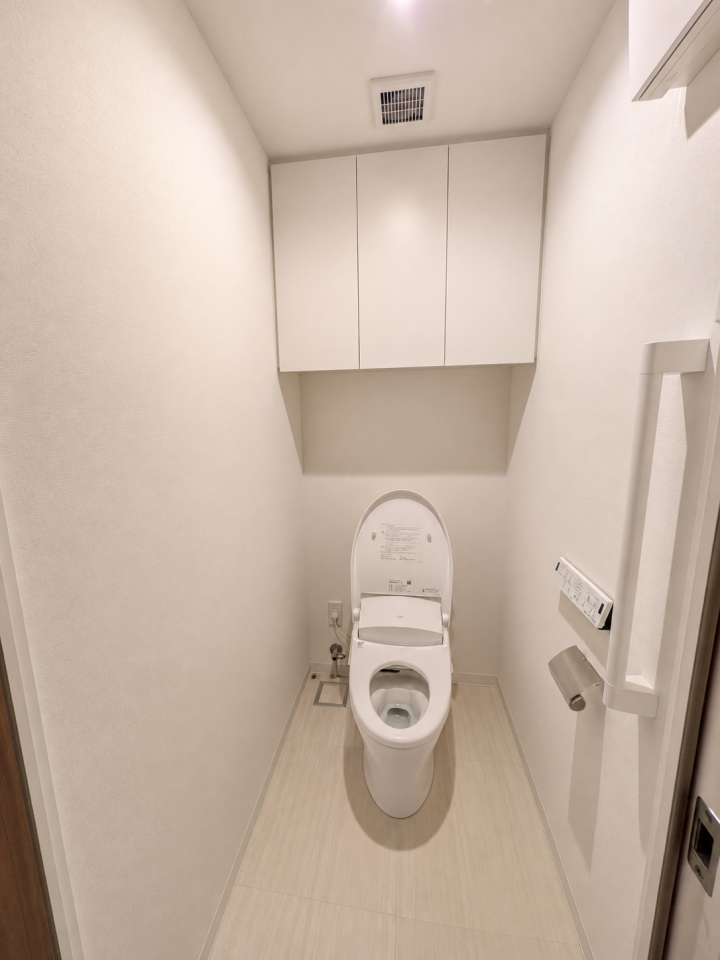 一部家具・家電・生活用品等をAI画像処理により除去しております。