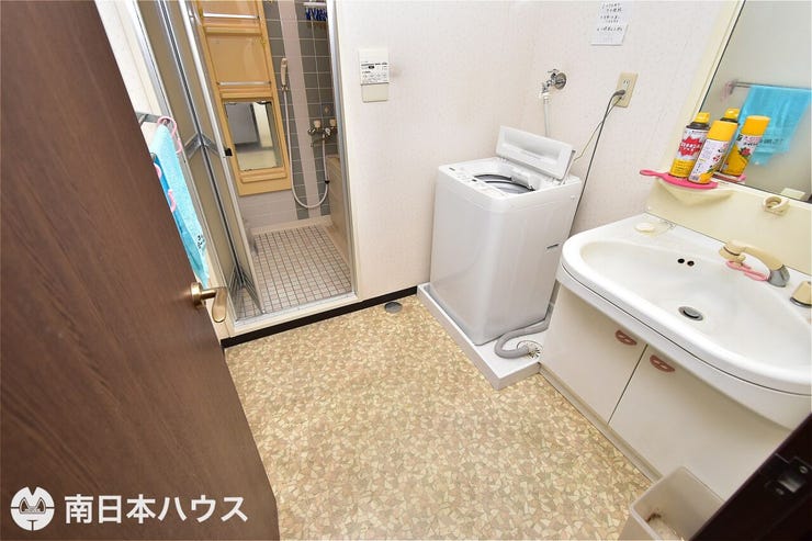 【洗面所】広さに余裕のある洗面脱衣所です♪