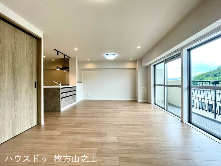南向きの明るく開放感あふれるLDKです
