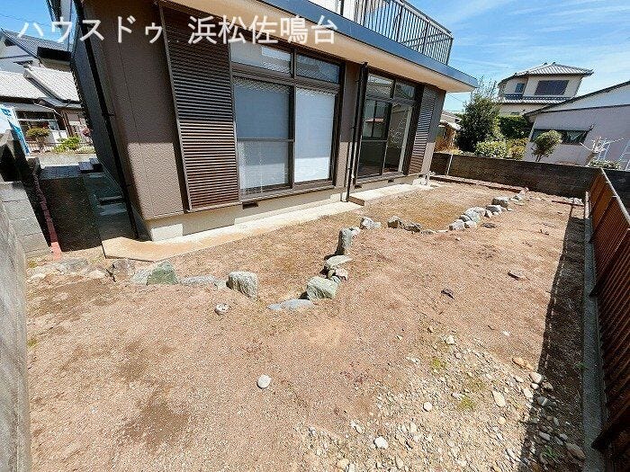 南庭