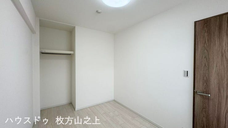 クローゼット付きで収納も充実。お部屋をすっきりとお使いいただけます。