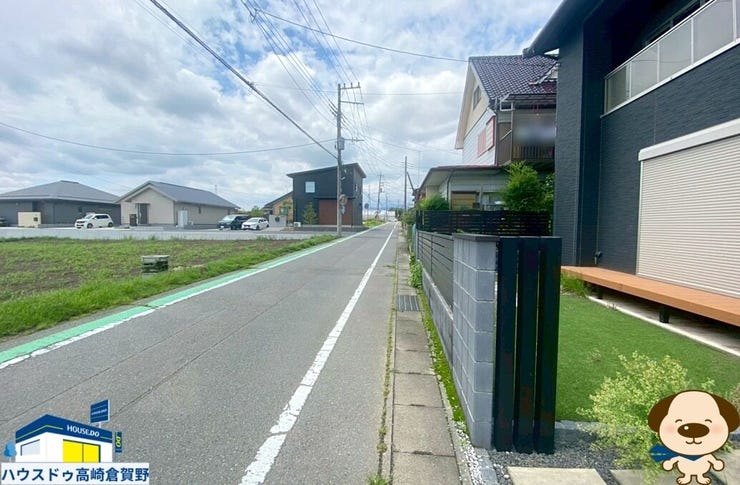南側と西側に接道がある角地の物件です☆