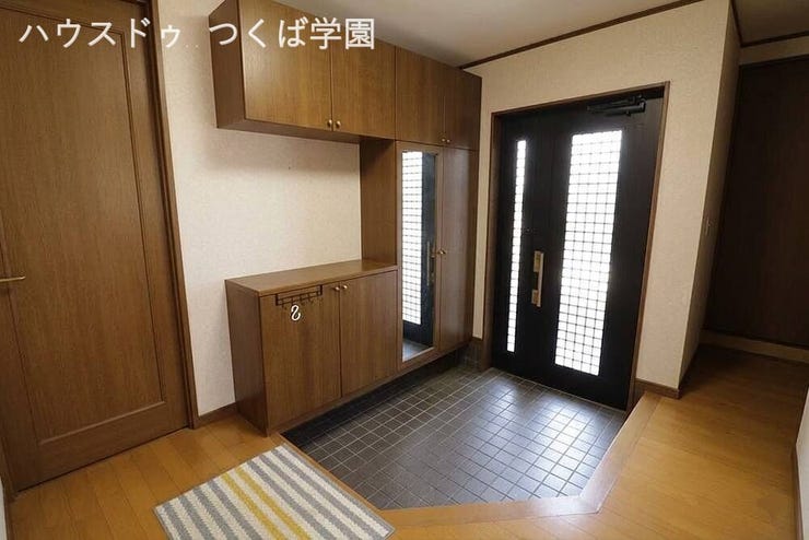 コの字型のシューズボックスは十分な収納力です♪