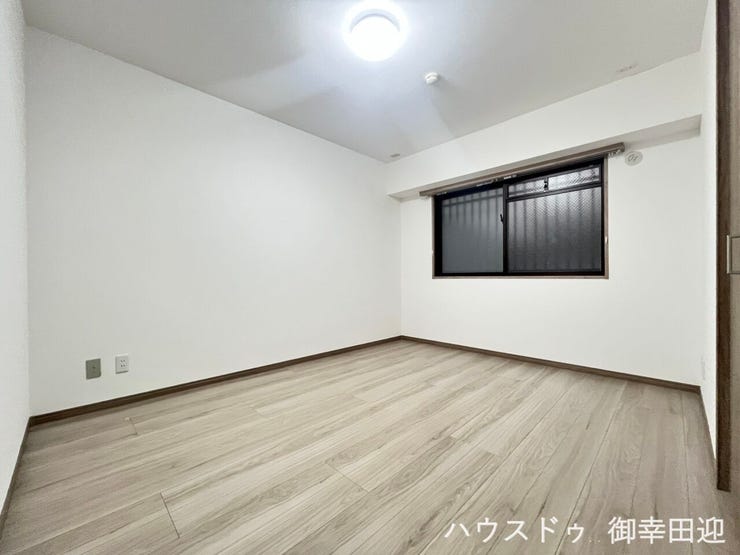 ■6.8帖洋室■心からリラックスできる静けさ、上質な眠りで、毎日をリセットします。明日への活力を養う空間です。